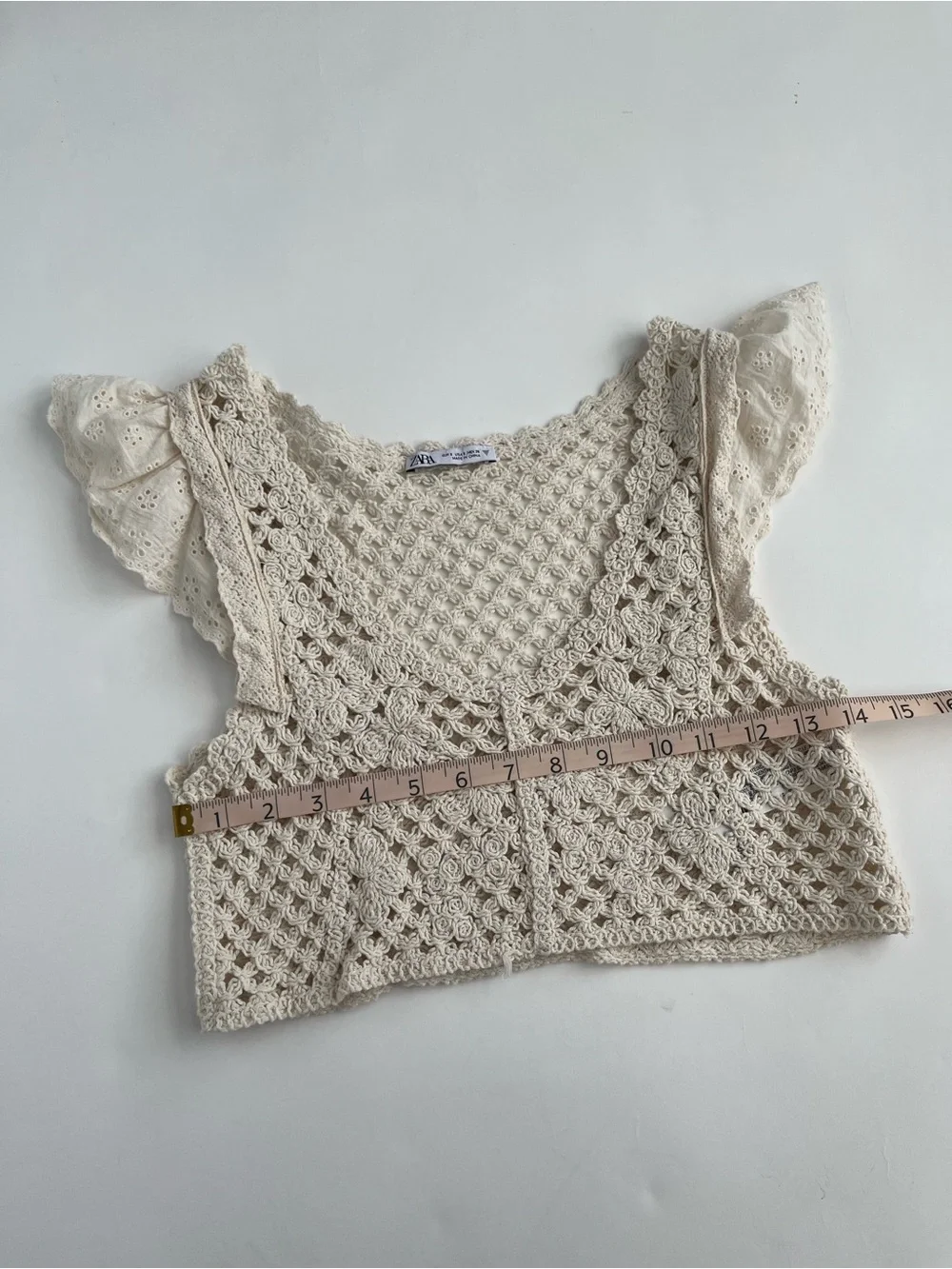 Zara Women’s Cream Crochet Flutter-Sleeve Crop Top